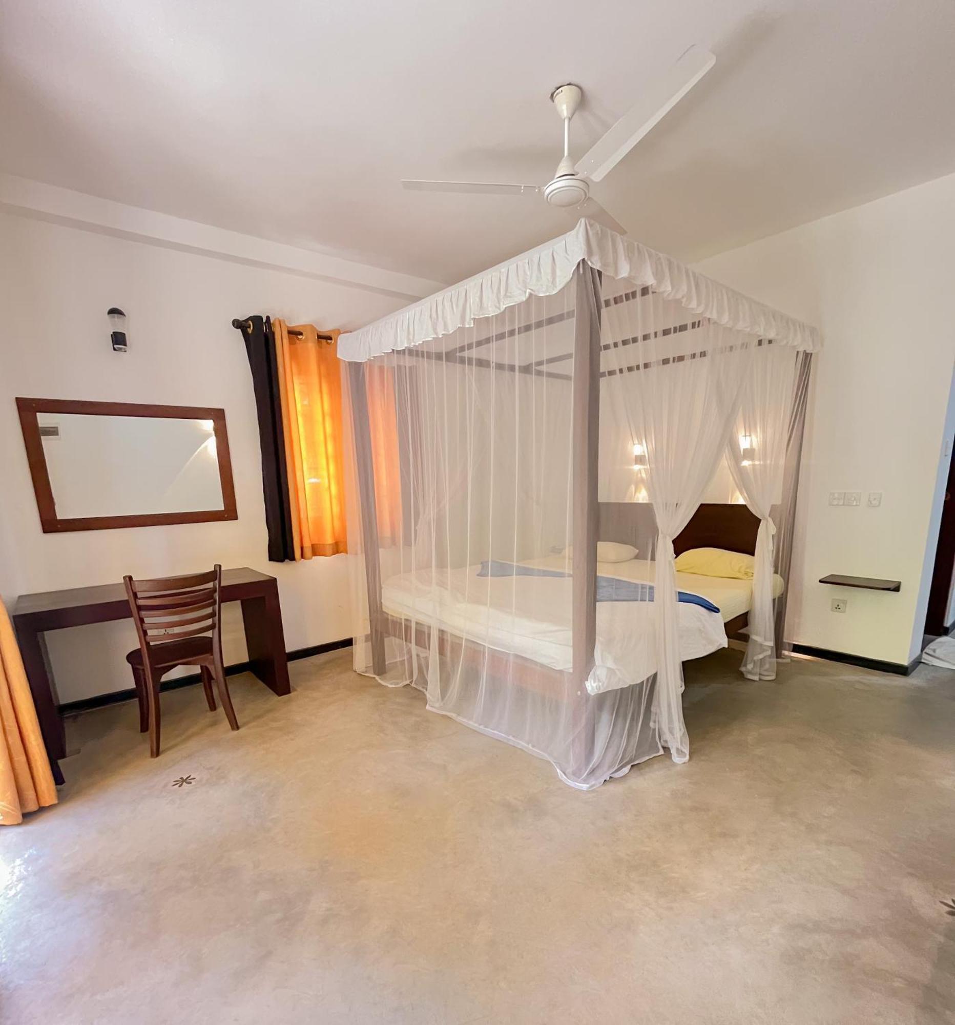 Easy Living Hotell Hikkaduwa Eksteriør bilde